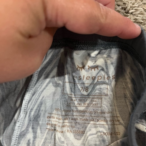 Little Sleepies Gray Marble Swirl - Picture 4 of 6